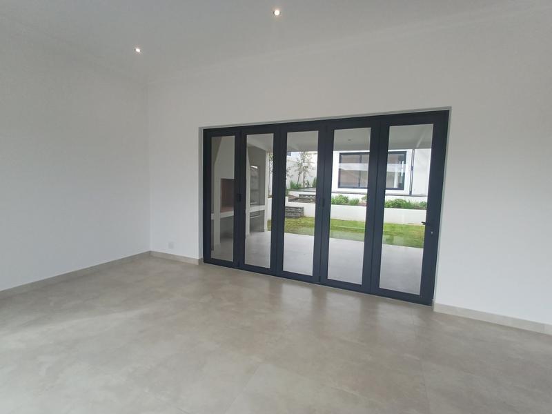 4 Bedroom Property for Sale in Mount Royal Golf Estate Western Cape